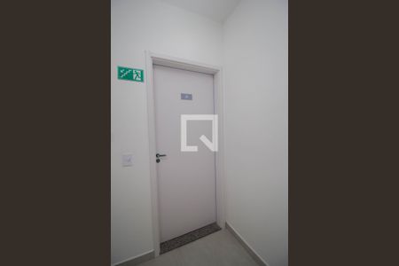 Apartamento à venda com 48m², 2 quartos e sem vaga Apartamento à venda com 48m², 2 quartos e sem vagaHall de Entrada