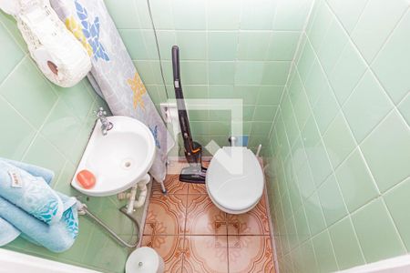 Casa à venda com 100m², 2 quartos e 1 vaga Casa à venda com 100m², 2 quartos e 1 vagaBanheiro de serviço