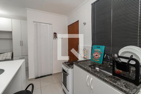 Cozinha de kitnet/studio para alugar com 1 quarto, 18m² em Vila Paulistania, São Paulo