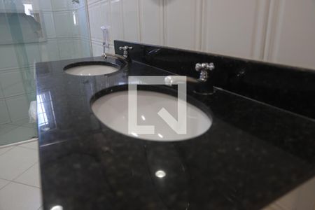 Casa à venda com 125m², 2 quartos e sem vagaBanheiro da Suíte 1