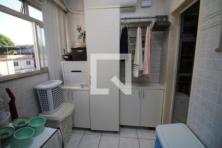 Apartamento à venda com 86m², 2 quartos e 1 vagaÁrea de Serviço