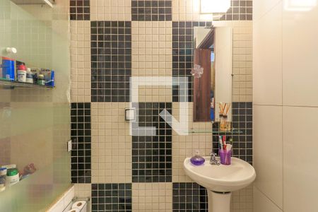 Casa à venda com 90m², 2 quartos e 1 vaga Casa à venda com 90m², 2 quartos e 1 vagaBanheiro