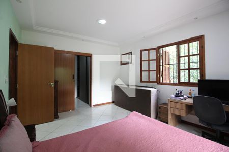 Casa à venda com 1400m², 3 quartos e 6 vagasSuíte 3