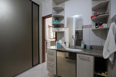 Casa à venda com 1400m², 3 quartos e 6 vagasBanheiro da Suíte 3