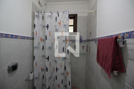 Casa à venda com 1400m², 3 quartos e 6 vagasBanheiro da Suíte 2