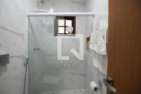 Casa à venda com 1400m², 3 quartos e 6 vagasBanheiro da Suíte 1