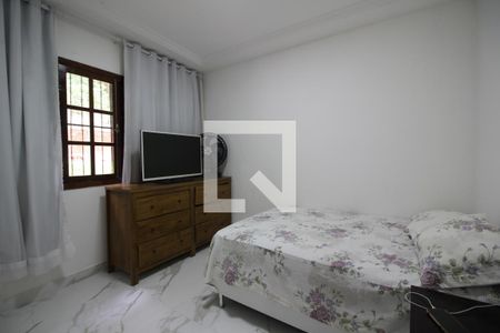 Casa à venda com 1400m², 3 quartos e 6 vagasSuíte 1