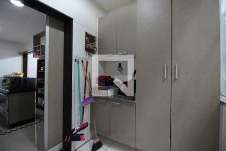 Casa à venda com 1400m², 3 quartos e 6 vagasÁrea de Serviço