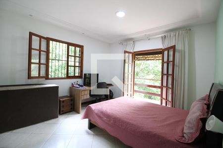 Casa à venda com 1400m², 3 quartos e 6 vagasSuíte 3