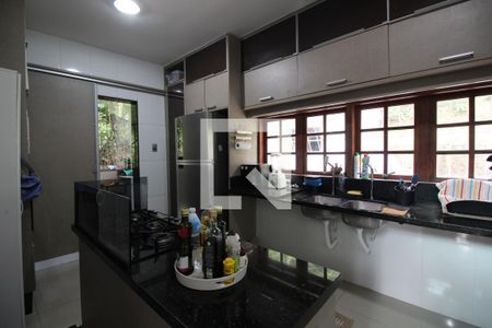 Casa à venda com 1400m², 3 quartos e 6 vagasCozinha