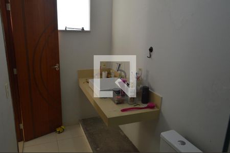 Casa de condomínio à venda com 260m², 5 quartos e 2 vagasBanheiro da Suíte 3