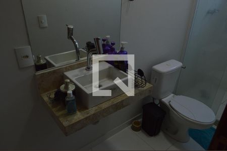 Casa de condomínio à venda com 260m², 5 quartos e 2 vagasBanheiro da Suíte 1