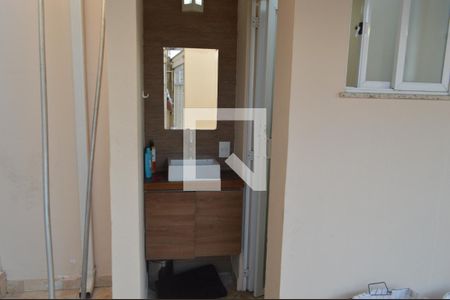 Casa de condomínio à venda com 260m², 5 quartos e 2 vagasBanheiro da Área Gourmet 