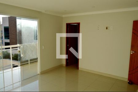 Casa de condomínio à venda com 260m², 5 quartos e 2 vagasSuíte 3