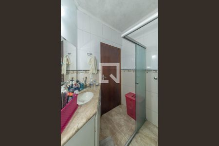 Casa à venda com 280m², 4 quartos e 3 vagasBanheiro da Suíte 2