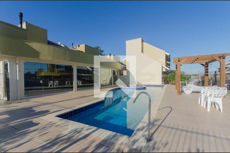 Casa de condomínio à venda com 120m², 3 quartos e 2 vagas Casa de condomínio à venda com 120m², 3 quartos e 2 vagasÁrea Comum - Piscina