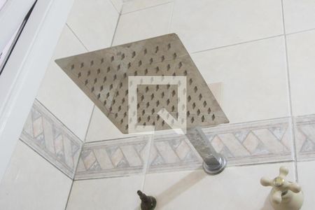 Casa à venda com 600m², 4 quartos e 3 vagasChuveiro