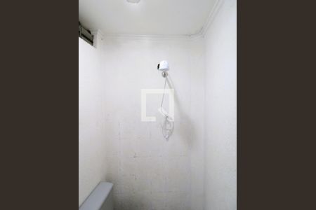 Casa à venda com 318m², 4 quartos e 4 vagasBanheiro de Serviço