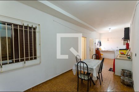 Casa à venda com 157m², 2 quartos e 1 vaga Casa à venda com 157m², 2 quartos e 1 vagaÁrea de Serviço