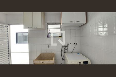 Casa à venda com 247m², 3 quartos e 7 vagasÁrea de Serviço