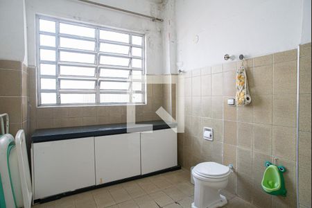 Apartamento à venda com 116m², 2 quartos e sem vaga Apartamento à venda com 116m², 2 quartos e sem vagaBanheiro