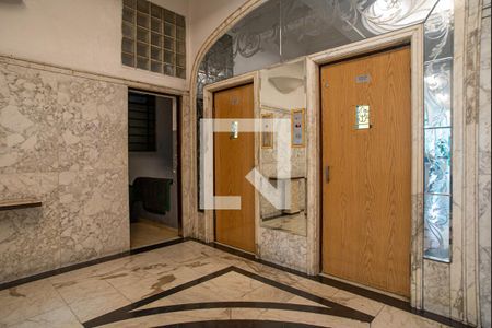 Apartamento à venda com 116m², 2 quartos e sem vaga Apartamento à venda com 116m², 2 quartos e sem vagaÁrea comum - Elevadores