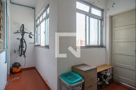 Apartamento à venda com 116m², 2 quartos e sem vaga Apartamento à venda com 116m², 2 quartos e sem vagaÁrea de Serviço