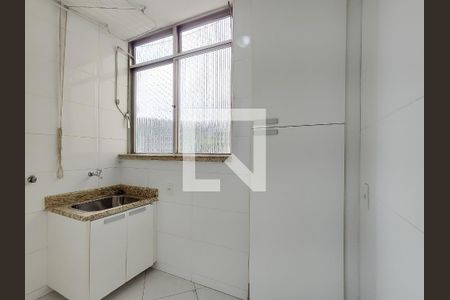 Apartamento à venda com 64m², 2 quartos e 1 vaga Apartamento à venda com 64m², 2 quartos e 1 vagaÁrea de Serviço