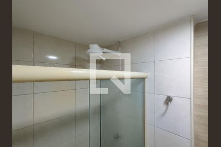 Apartamento à venda com 64m², 2 quartos e 1 vaga Apartamento à venda com 64m², 2 quartos e 1 vagaBanheiro Corredor
