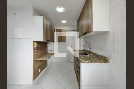 Apartamento à venda com 64m², 2 quartos e 1 vaga Apartamento à venda com 64m², 2 quartos e 1 vagaCozinha