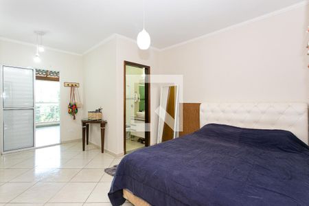 Apartamento à venda com 200m², 3 quartos e 2 vagas Apartamento à venda com 200m², 3 quartos e 2 vagasSuíte