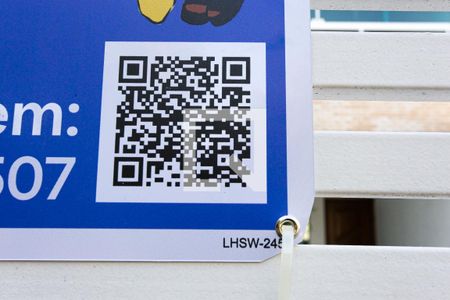 Apartamento à venda com 200m², 3 quartos e 2 vagas Apartamento à venda com 200m², 3 quartos e 2 vagasFachada - Placa