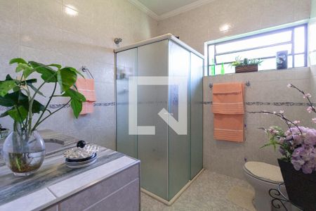 Casa à venda com 215m², 3 quartos e 1 vagaBanheiro