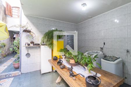 Casa à venda com 215m², 3 quartos e 1 vagaÁrea de serviço