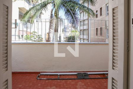 Casa à venda com 449m², 4 quartos e 5 vagas Casa à venda com 449m², 4 quartos e 5 vagasQuarto 3