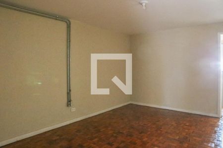 Casa à venda com 449m², 4 quartos e 5 vagas Casa à venda com 449m², 4 quartos e 5 vagasQuarto Intermediário