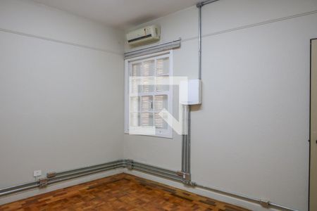 Casa à venda com 449m², 4 quartos e 5 vagas Casa à venda com 449m², 4 quartos e 5 vagasQuarto 2