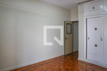Casa à venda com 449m², 4 quartos e 5 vagas Casa à venda com 449m², 4 quartos e 5 vagasQuarto 3