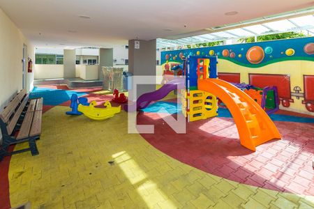 Apartamento à venda com 61m², 2 quartos e 1 vaga Apartamento à venda com 61m², 2 quartos e 1 vagaÁrea Comum - Playground