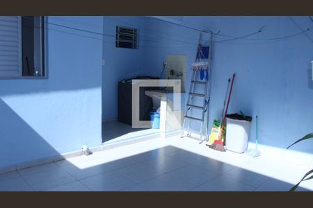 Casa à venda com 145m², 4 quartos e 2 vagasQuintal 