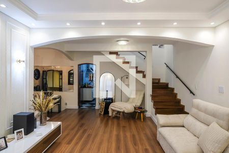 Sala de casa para alugar com 3 quartos, 243m² em Nova Gerti, São Caetano do Sul