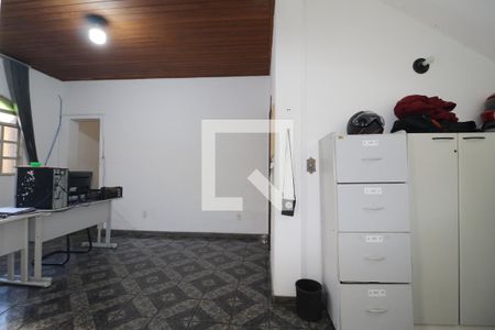 Casa à venda com 277m², 4 quartos e 8 vagasQuarto 