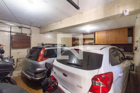 Casa à venda com 190m², 4 quartos e 2 vagas