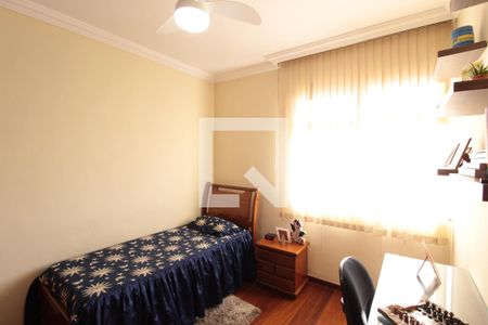 Apartamento à venda com 140m², 4 quartos e 1 vagaQuarto 1