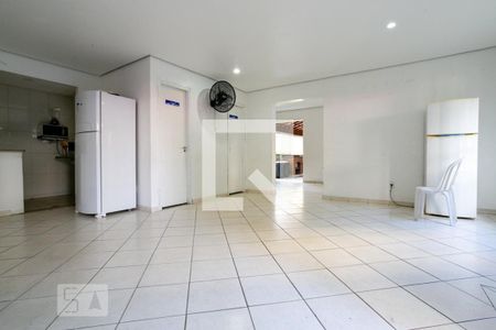 Apartamento à venda com 68m², 3 quartos e 1 vaga Apartamento à venda com 68m², 3 quartos e 1 vagaÁrea comum - Salão de festas