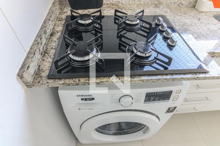 Apartamento à venda com 67m², 2 quartos e 1 vaga Apartamento à venda com 67m², 2 quartos e 1 vagaCozinha e Área de Serviço