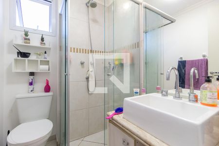 Apartamento à venda com 70m², 3 quartos e 2 vagasBanheiro da suíte