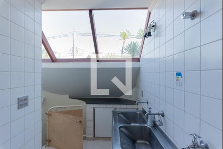 Casa à venda com 600m², 4 quartos e 4 vagasÁrea de Serviço