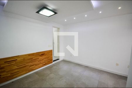 Apartamento à venda com 83m², 3 quartos e sem vaga Apartamento à venda com 83m², 3 quartos e sem vagaSuíte