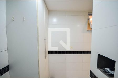 Apartamento à venda com 83m², 3 quartos e sem vaga Apartamento à venda com 83m², 3 quartos e sem vagaÁrea de Serviço